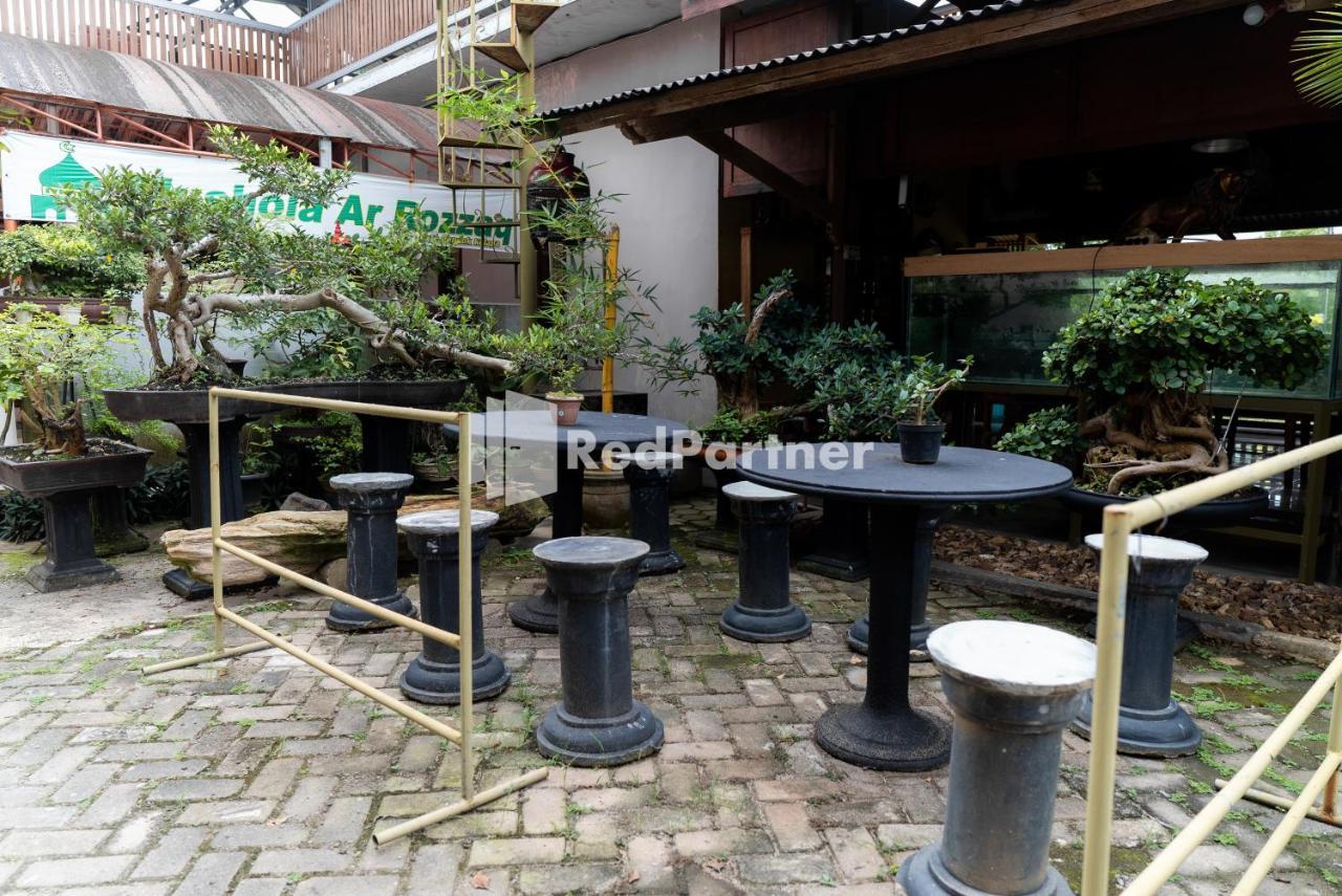 Pondok Kelapa Homestay Lampung Mitra Reddoorz Бандар-Лампунг Экстерьер фото