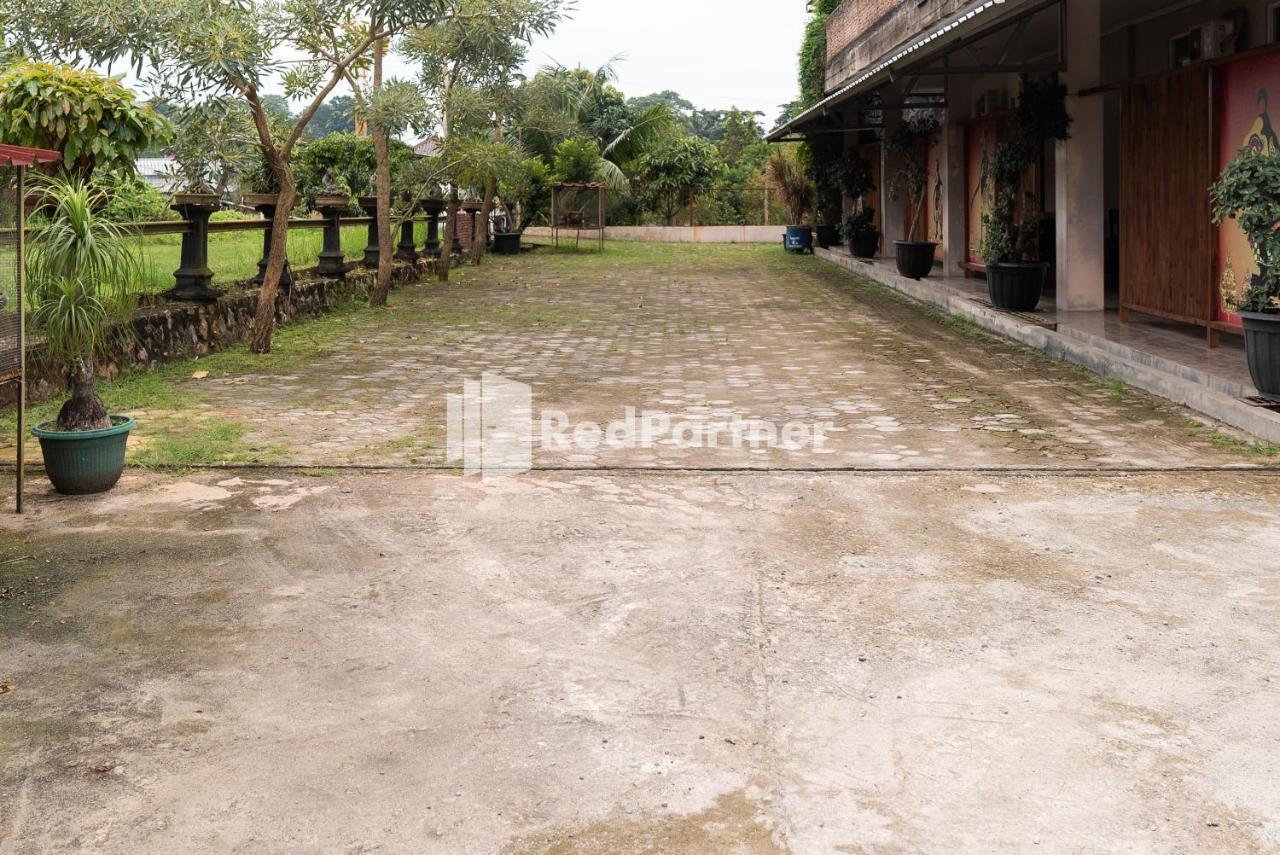 Pondok Kelapa Homestay Lampung Mitra Reddoorz Бандар-Лампунг Экстерьер фото